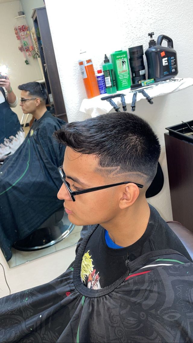 Custom haircut design and fade at JP Cutz